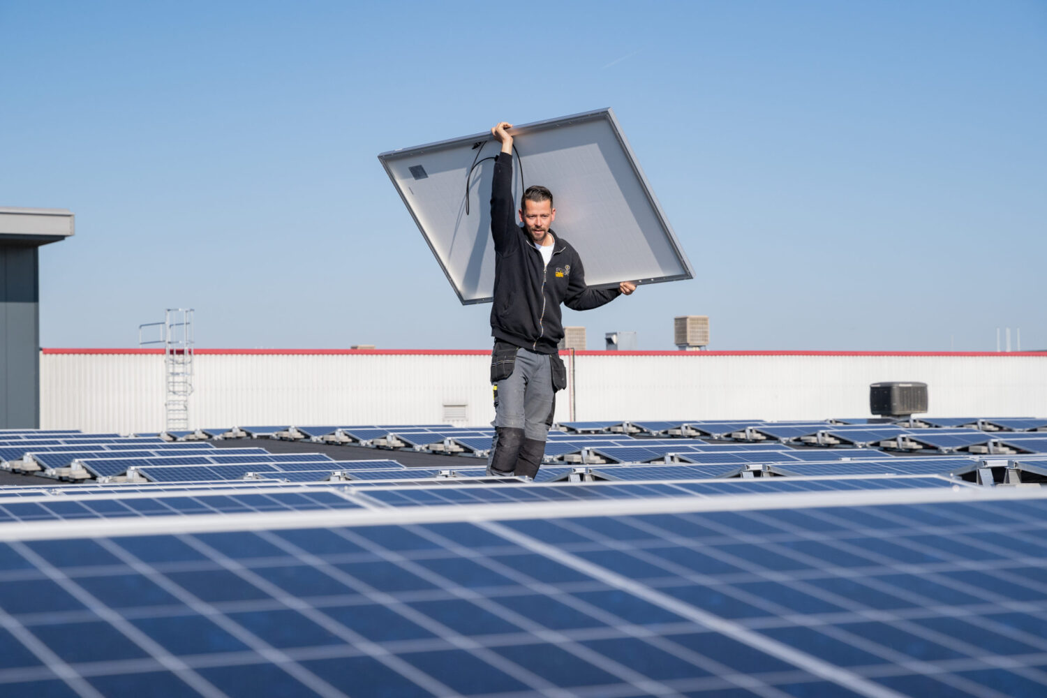 Saman Groep | Superhelden | Werken bij Saman Groep | Zierikzee | Oosterhout | Zonnepanelen | Installateur zonnepanelen